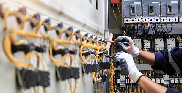 Professional Electrician technician working in Forest Hill, TX